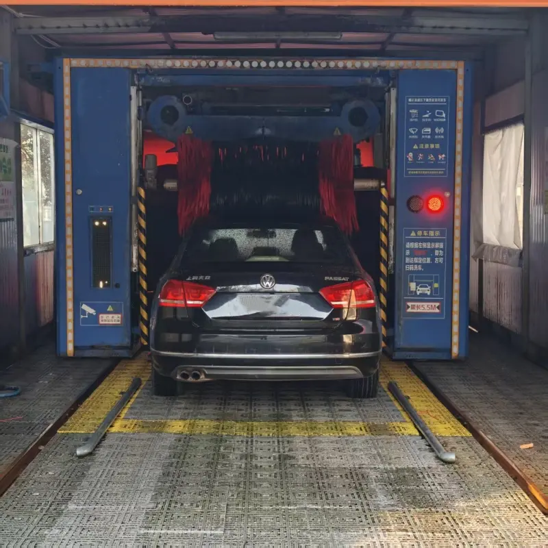 Reciprocating car washing machine
